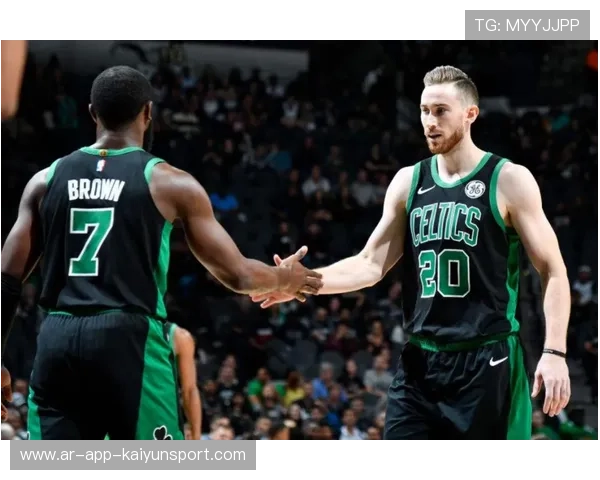 更衣室领袖发声稳定军心